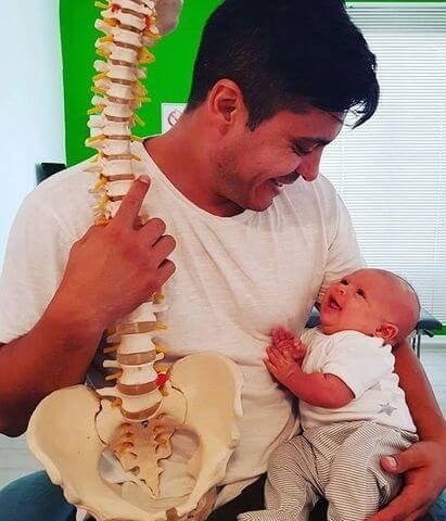 Cuidado quiropráctico suave y seguro para toda la familia